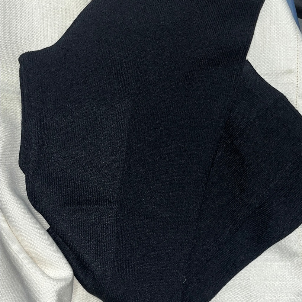 Vintage St. John basic  elastic waste size 12 Black Pants excellent condition - Picture 11 of 12
